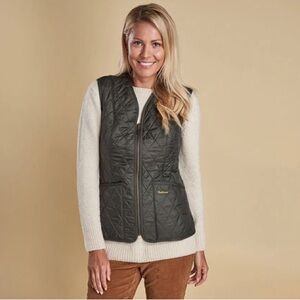 Barbour Betty Liner Sz 4 Green/Olive